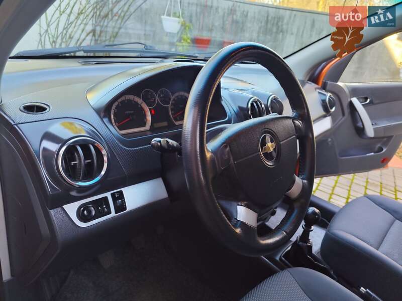 Седан Chevrolet Aveo 2006 в Бердичеві