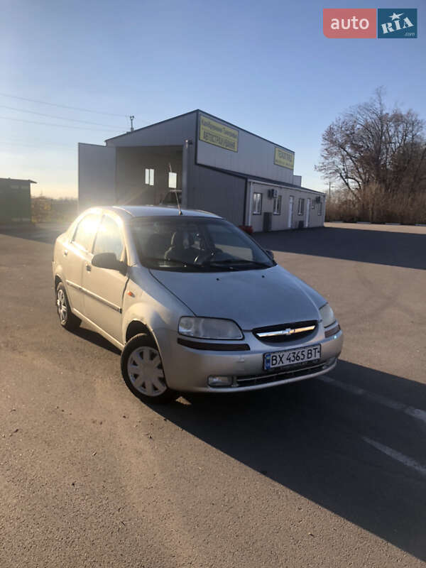 Седан Chevrolet Aveo 2005 в Козятині