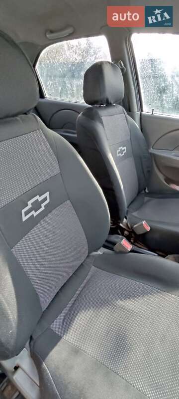 Седан Chevrolet Aveo 2005 в Николаеве