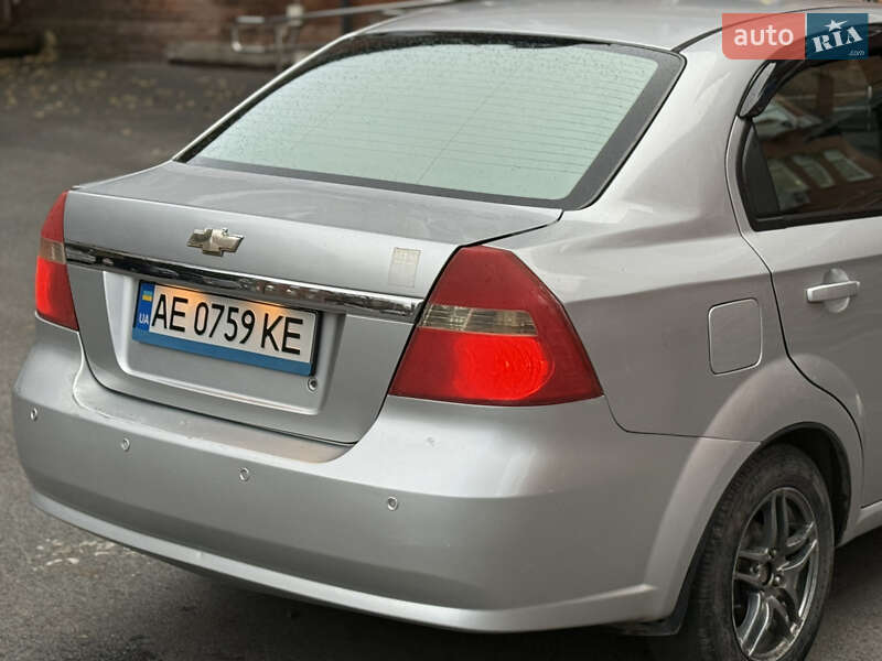 Седан Chevrolet Aveo 2008 в Днепре