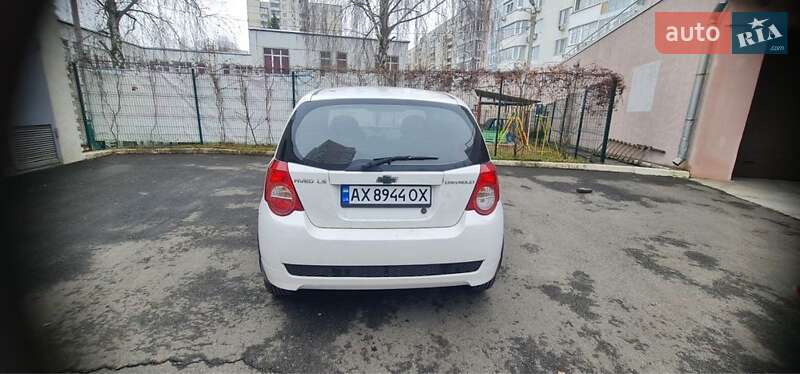 Хэтчбек Chevrolet Aveo 2008 в Харькове