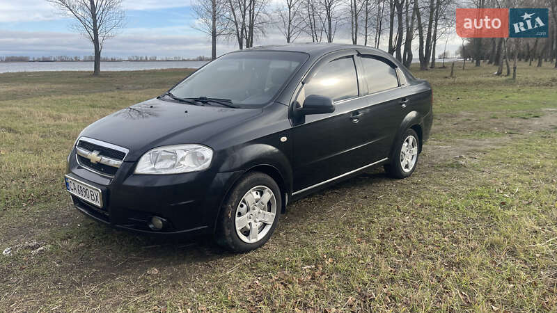 Седан Chevrolet Aveo 2010 в Черкассах