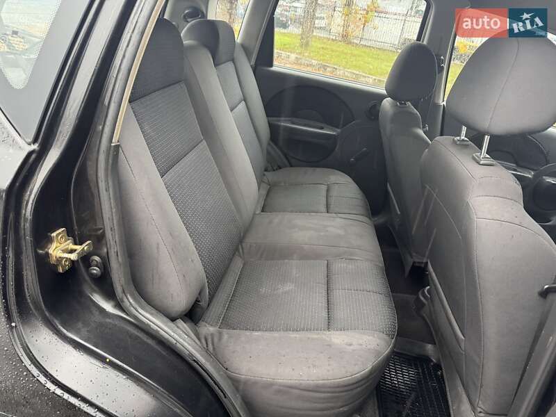 Хэтчбек Chevrolet Aveo 2006 в Киеве