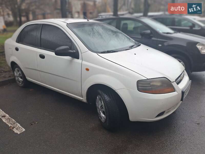 Седан Chevrolet Aveo 2005 в Тернополе