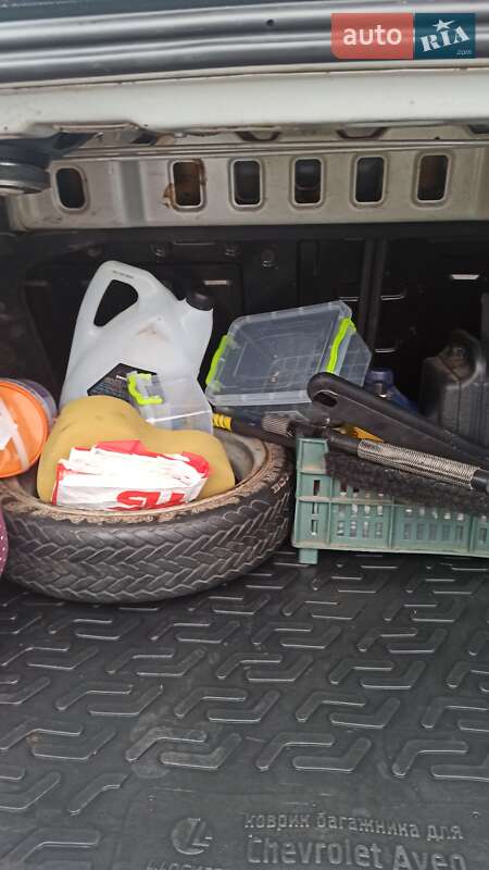 Седан Chevrolet Aveo 2007 в Умани