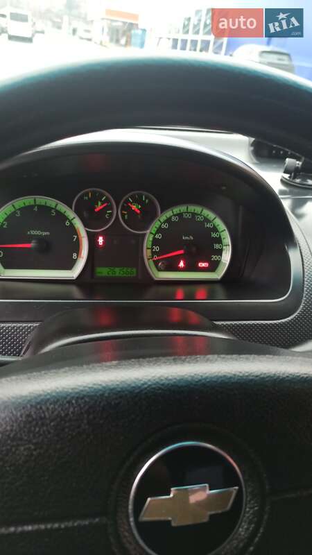 Седан Chevrolet Aveo 2007 в Умани
