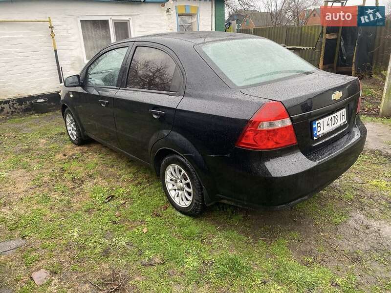 Седан Chevrolet Aveo 2006 в Лубнах