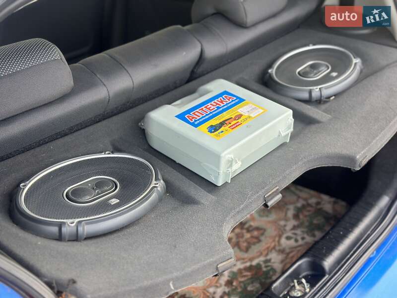 Хэтчбек Chevrolet Aveo 2011 в Павлограде