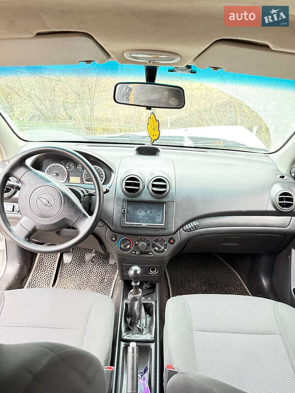 Седан Chevrolet Aveo 2011 в Каменец-Подольском