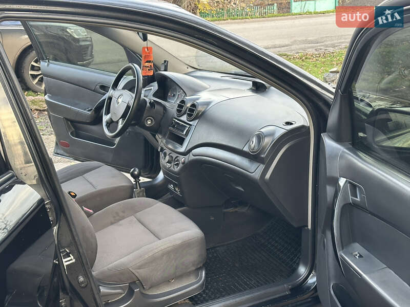 Седан Chevrolet Aveo 2008 в Новом Буге