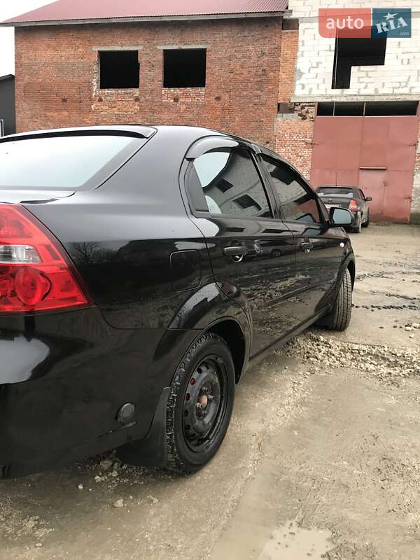 Седан Chevrolet Aveo 2006 в Городке