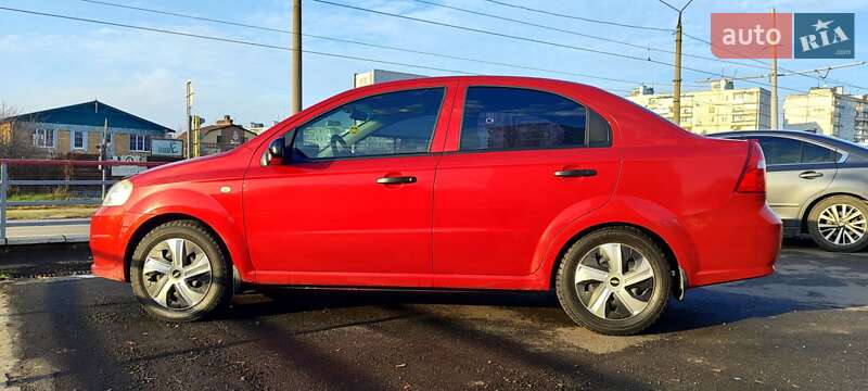 Седан Chevrolet Aveo 2011 в Харькове