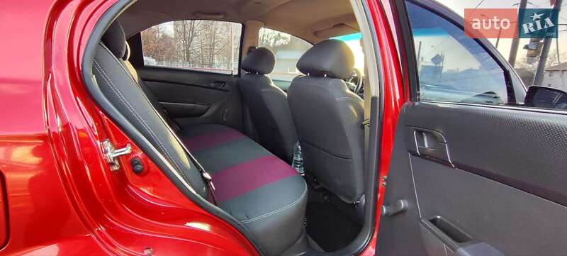 Седан Chevrolet Aveo 2011 в Харькове