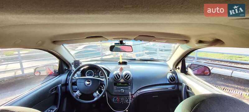Седан Chevrolet Aveo 2011 в Харькове