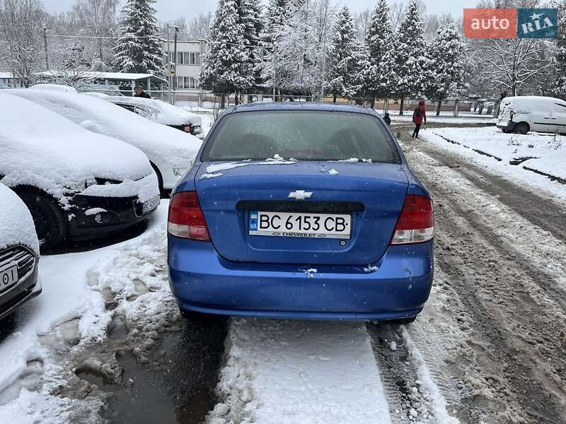 Седан Chevrolet Aveo 2005 в Львове