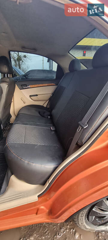 Седан Chevrolet Aveo 2008 в Изюме