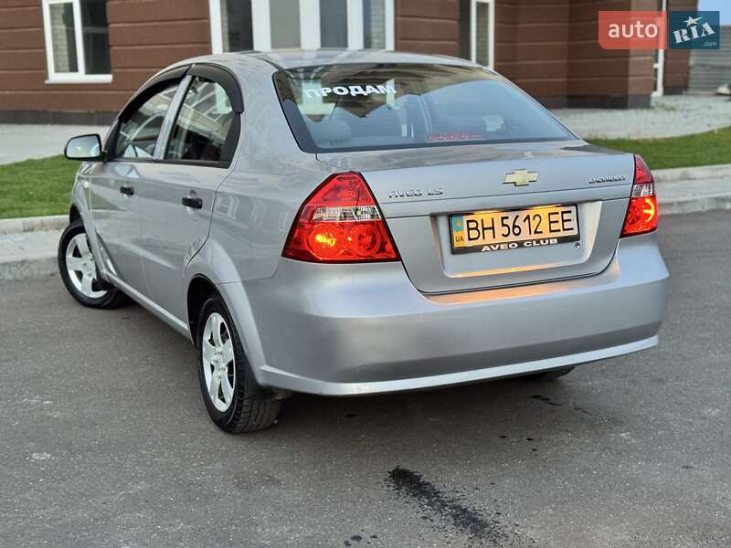 Седан Chevrolet Aveo 2006 в Николаеве