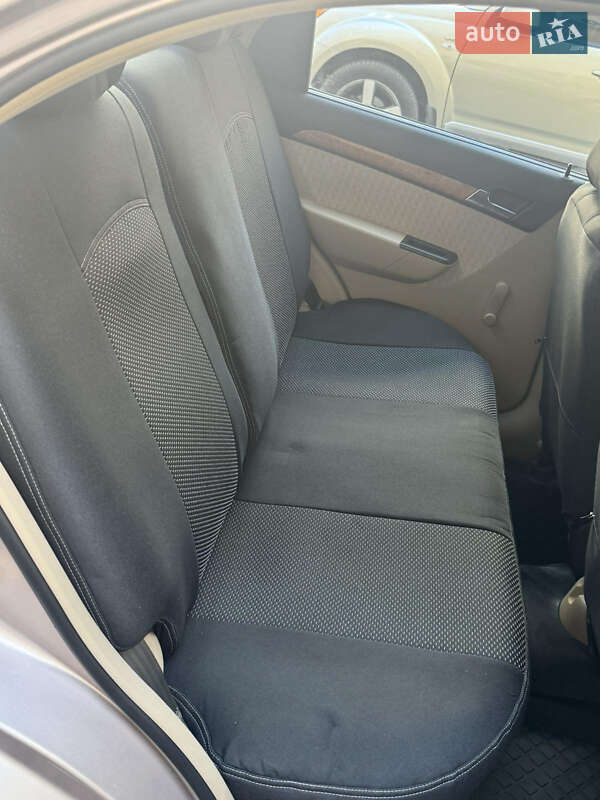 Седан Chevrolet Aveo 2008 в Киеве