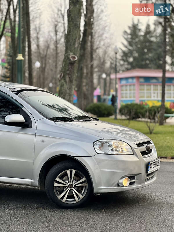 Седан Chevrolet Aveo 2008 в Харкові