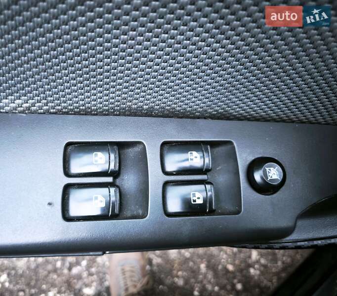 Хэтчбек Chevrolet Aveo 2009 в Запорожье