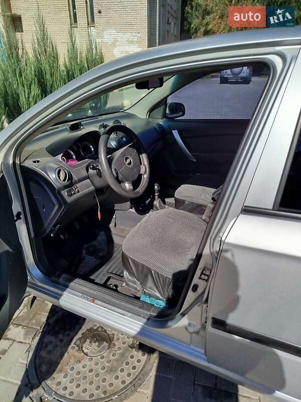 Седан Chevrolet Aveo 2008 в Запорожье
