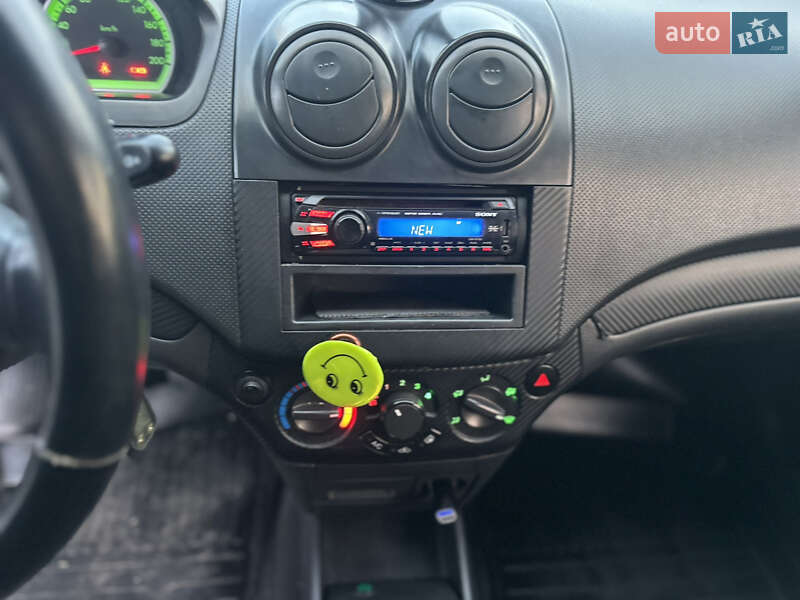 Седан Chevrolet Aveo 2008 в Полтаві