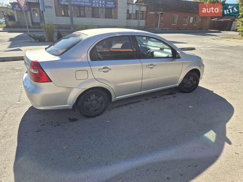 Седан Chevrolet Aveo 2007 в Чернигове