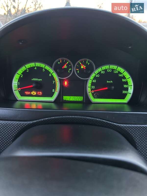 Седан Chevrolet Aveo 2008 в Харкові