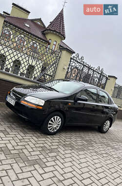 Седан Chevrolet Aveo 2005 в Золочеве