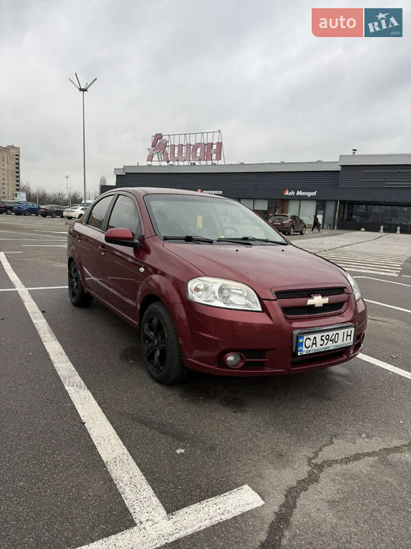 Седан Chevrolet Aveo 2008 в Києві