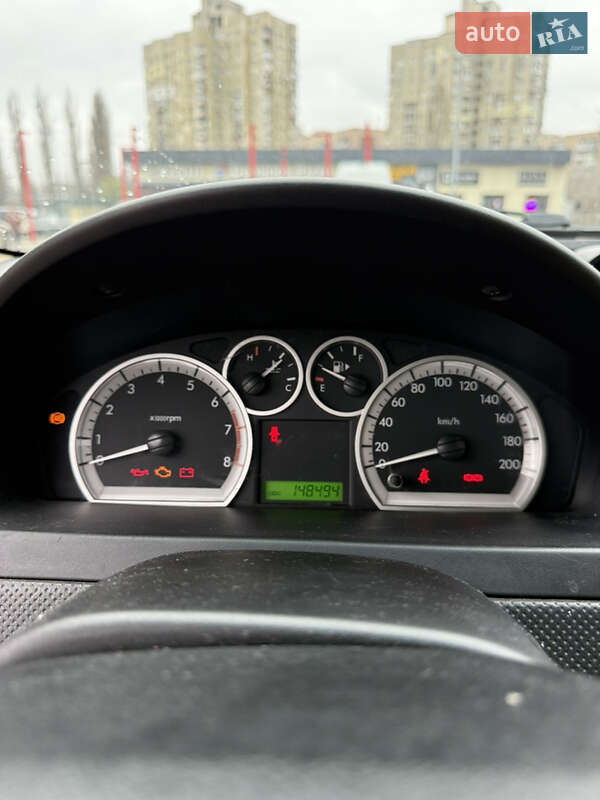 Седан Chevrolet Aveo 2008 в Києві