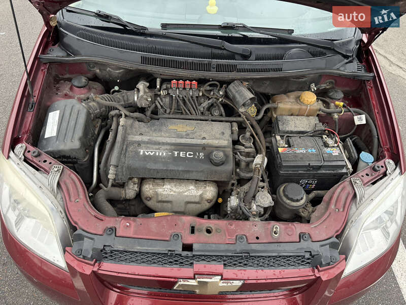 Седан Chevrolet Aveo 2008 в Києві