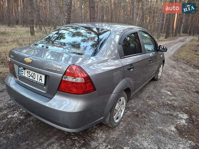 Седан Chevrolet Aveo 2008 в Полтаві
