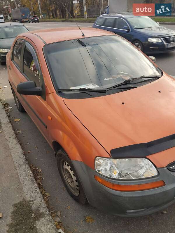 Седан Chevrolet Aveo 2005 в Запорожье