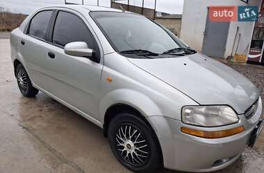Седан Chevrolet Aveo 2004 в Мурафе