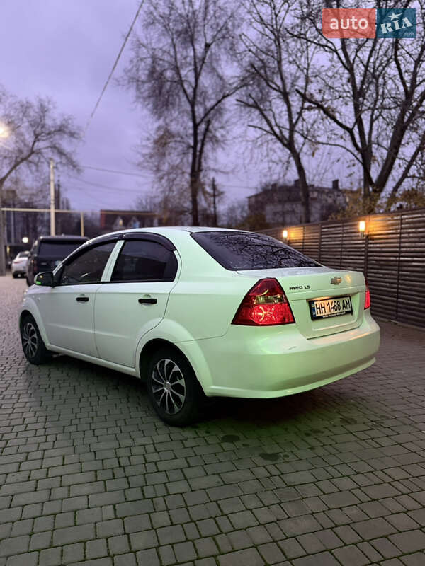 Седан Chevrolet Aveo 2006 в Одессе