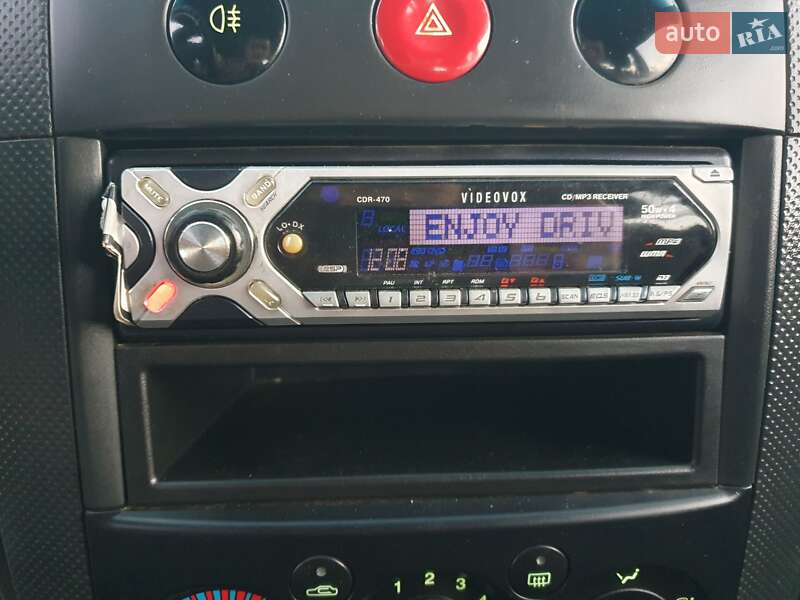 Седан Chevrolet Aveo 2006 в Киеве фото 5 Седан Chevrolet Aveo 2006 в Киеве