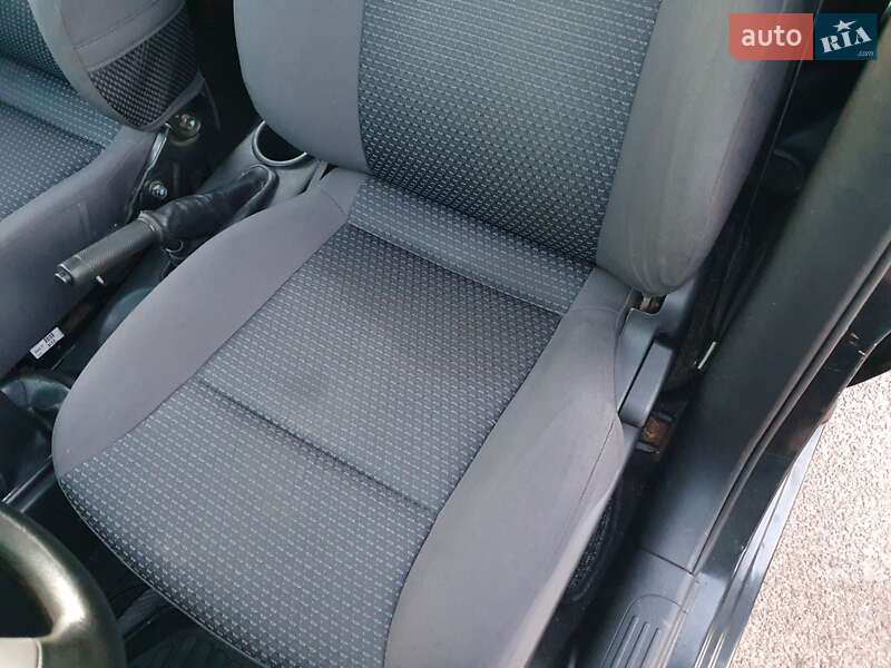 Седан Chevrolet Aveo 2006 в Киеве фото 8 Седан Chevrolet Aveo 2006 в Киеве