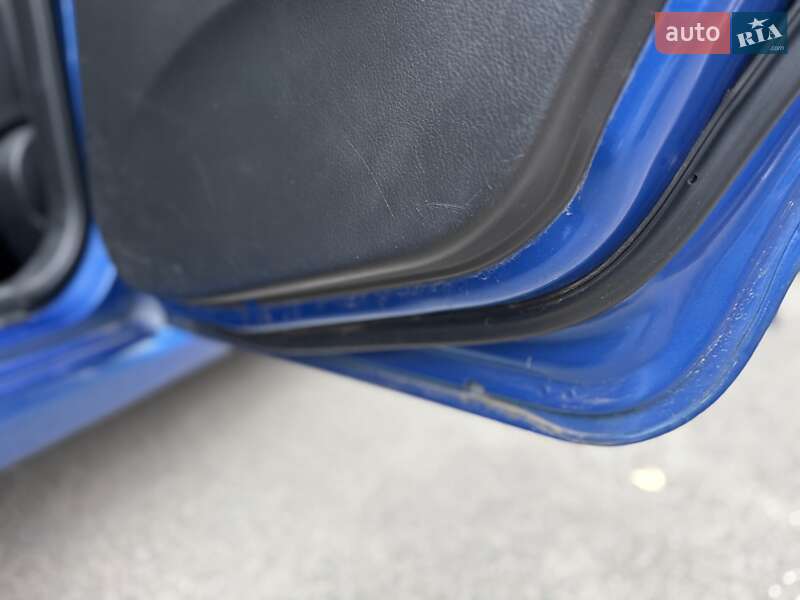 Седан Chevrolet Aveo 2006 в Киеве