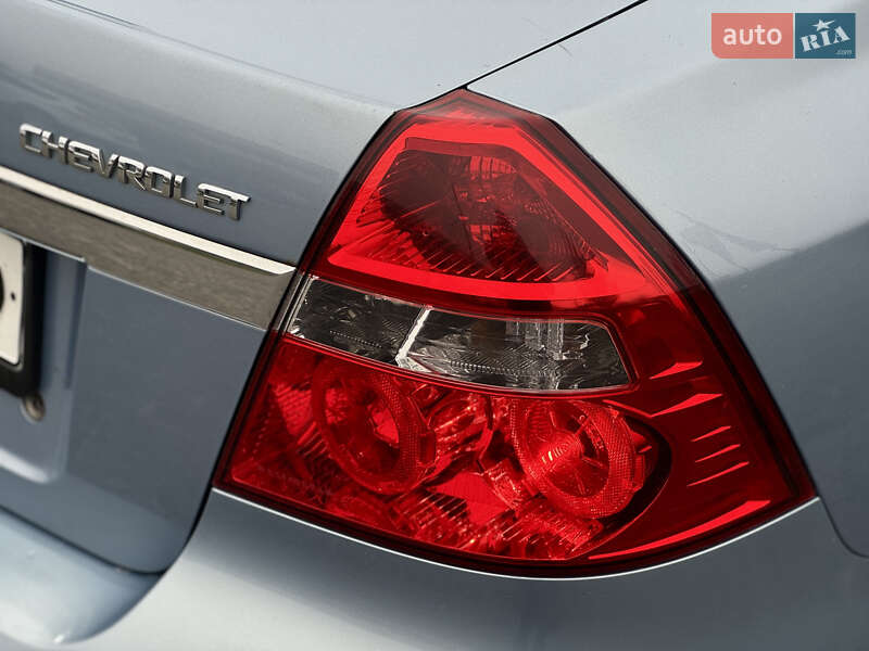 Седан Chevrolet Aveo 2008 в Дніпрі