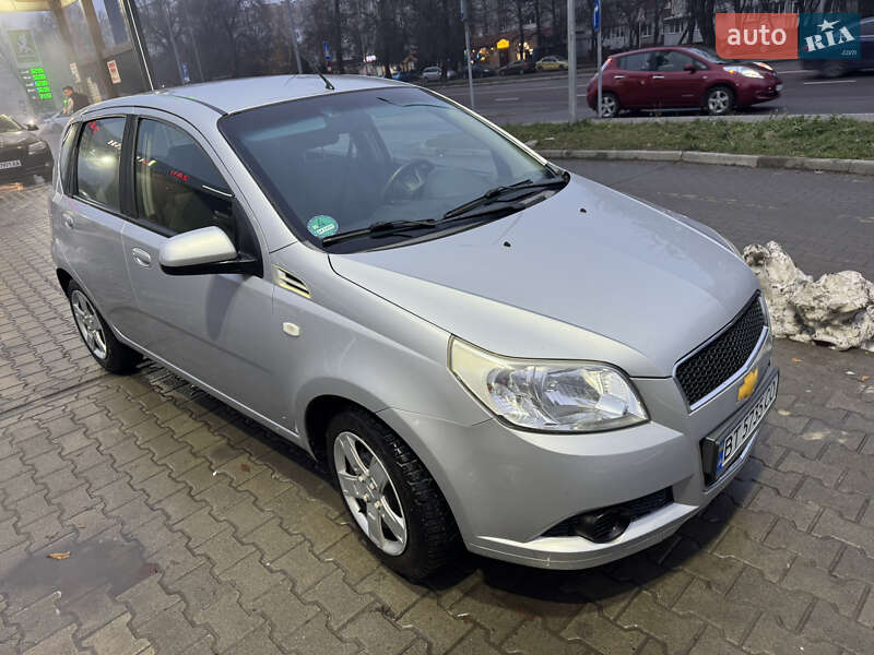 Хэтчбек Chevrolet Aveo 2010 в Львове