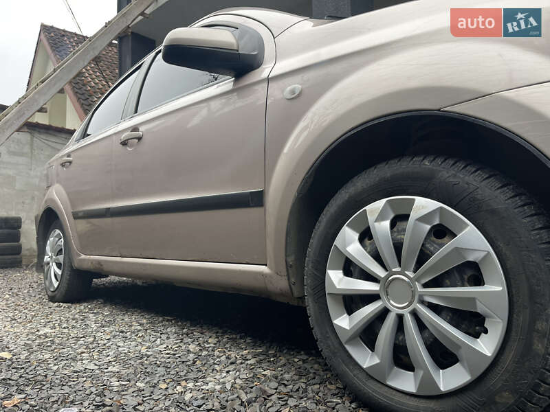 Седан Chevrolet Aveo 2008 в Мукачево фото 13 Седан Chevrolet Aveo 2008 в Мукачево