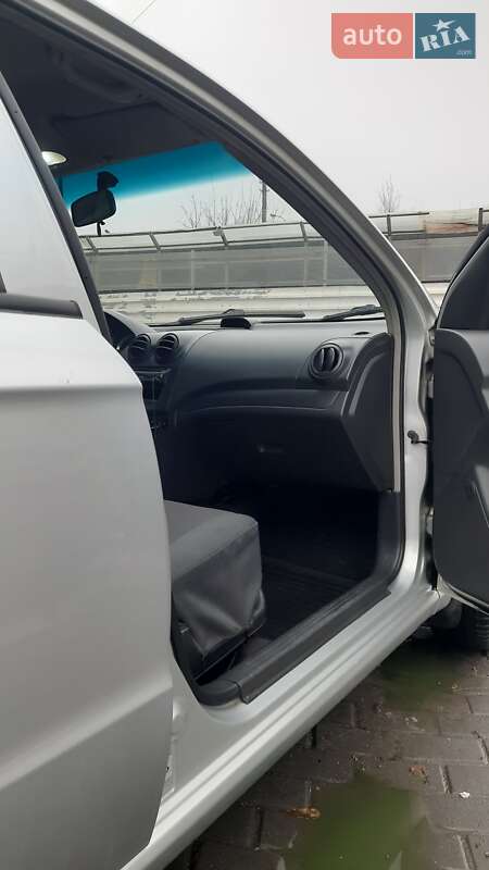 Седан Chevrolet Aveo 2008 в Вінниці