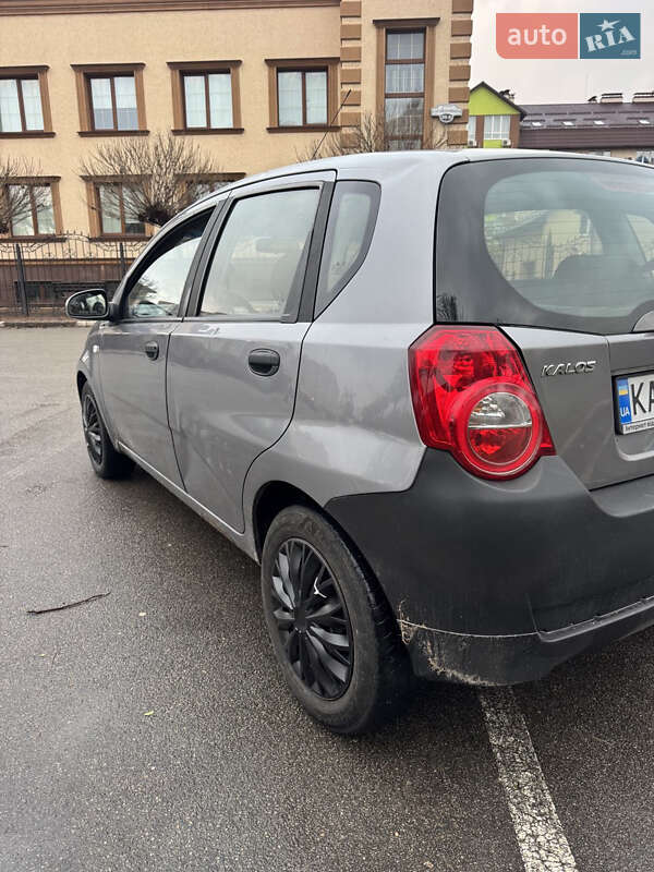 Хэтчбек Chevrolet Aveo 2008 в Киеве