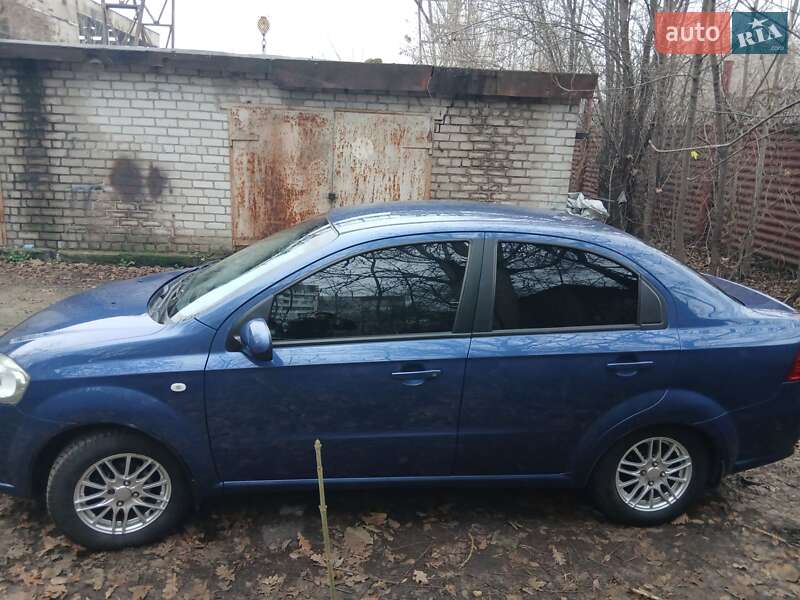 Седан Chevrolet Aveo 2008 в Запоріжжі