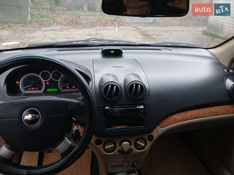 Седан Chevrolet Aveo 2008 в Запоріжжі