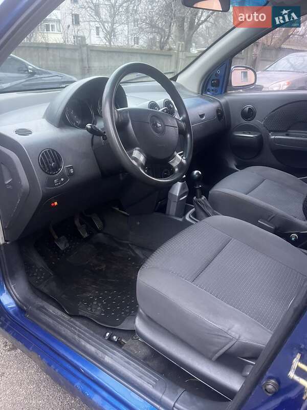 Седан Chevrolet Aveo 2006 в Чернігові