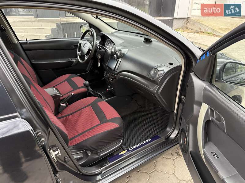 Хэтчбек Chevrolet Aveo 2008 в Николаеве