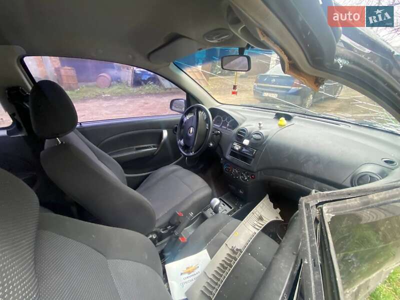 Хэтчбек Chevrolet Aveo 2011 в Киеве фото 7 Хэтчбек Chevrolet Aveo 2011 в Киеве