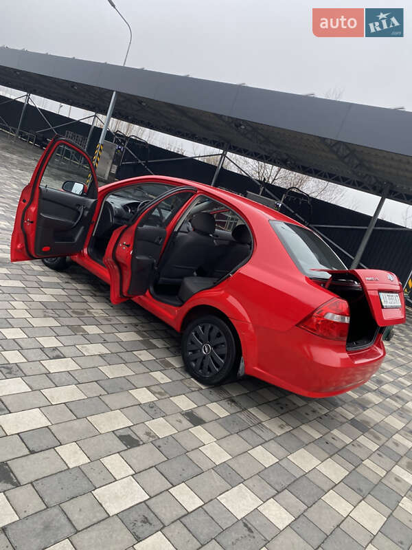 Седан Chevrolet Aveo 2007 в Полтаві